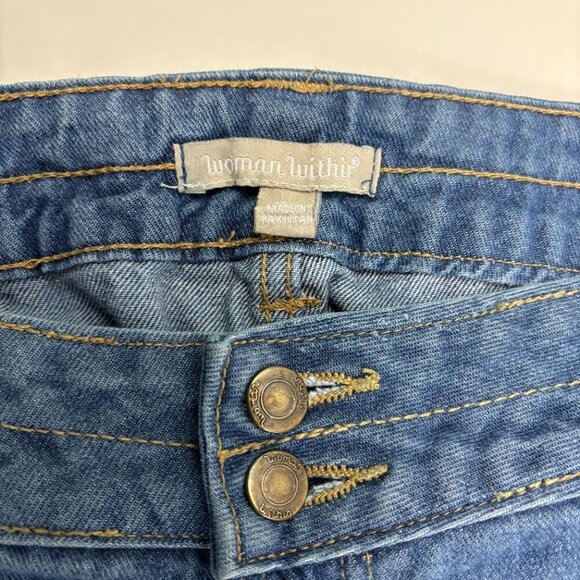 Woman Within Straight Leg Women's size 18W Medium Wash Blue Denim Jeans - Picture 2 of 4